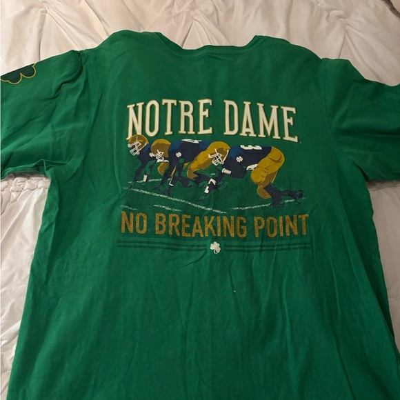 norte dame graphic tshirt - Picture 4 of 4